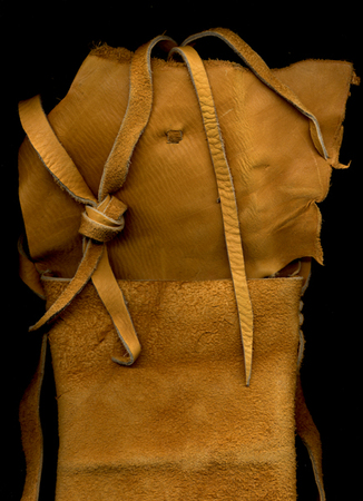 ironhand-purse-ml-003.jpg