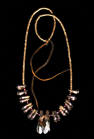 ironhand-jewelry-039.jpg